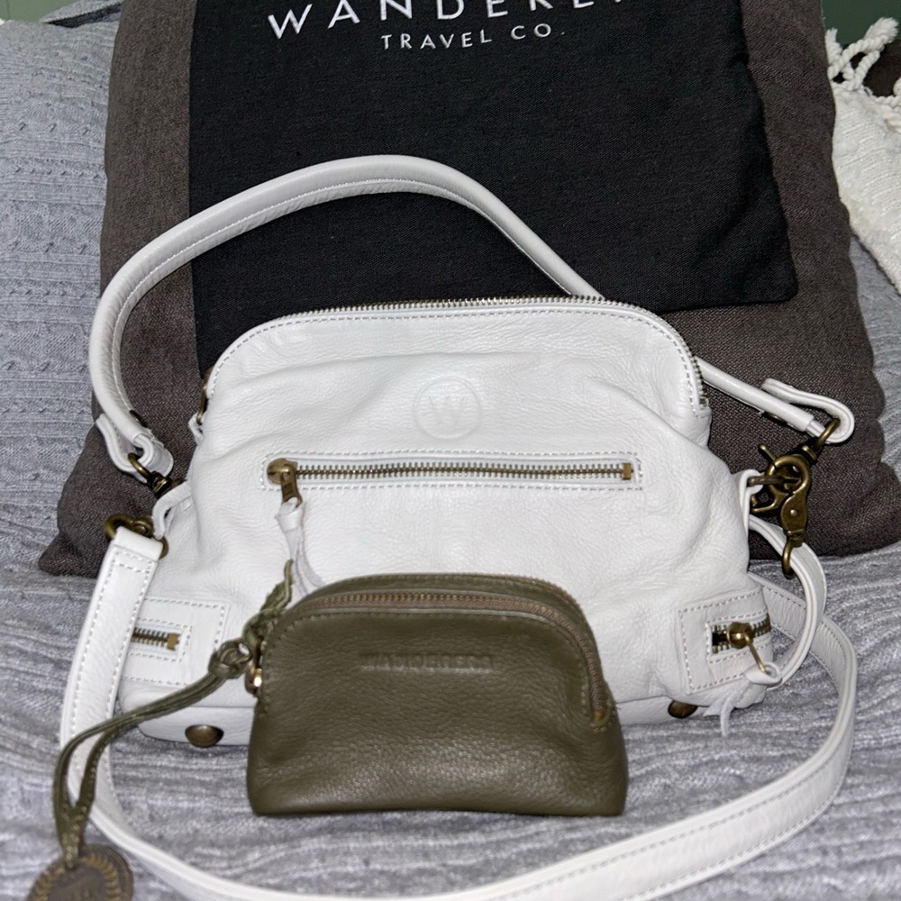 Wander White and Olive Crossbody Bag Duo